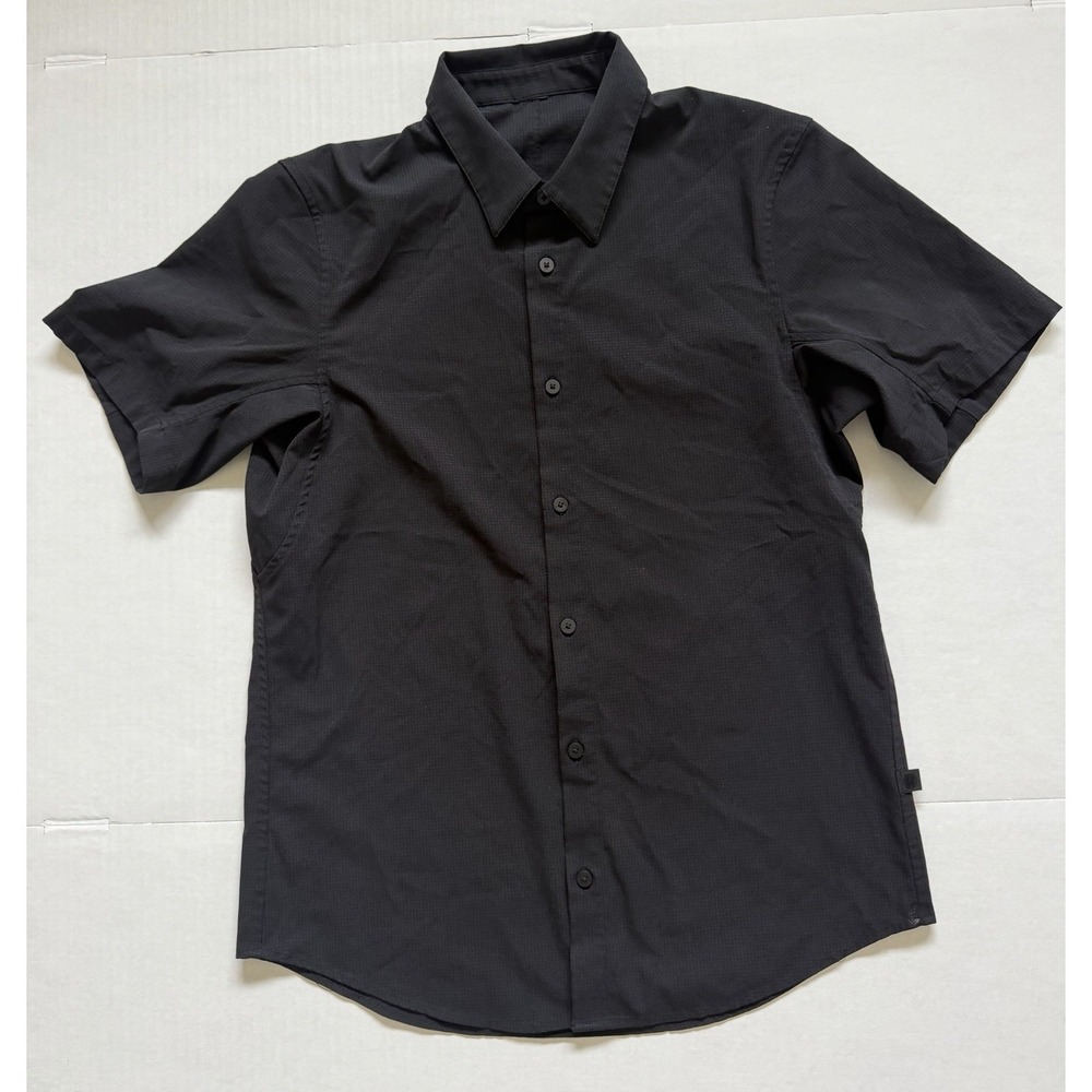 Lululemon Mens Airing Easy Ventlight Button Up Short sleeve Solid Black medium